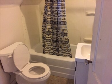 27 Providence St, Woonsocket, RI 02895 - photo 5