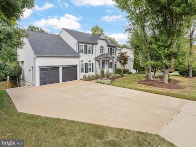 210 W Locust St, Occoquan, VA 22125 - photo 3