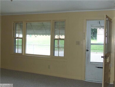 1414 Furlough Ave, High Point, NC 27260 - photo 2