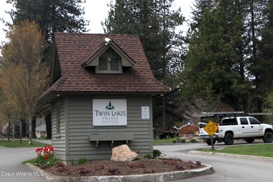 Twin Lakes enterance