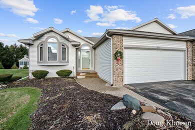 855DeerviewLn03Lores