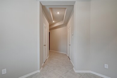 31022 Regal Elm Ln, Conroe, TX 77385 - photo 4