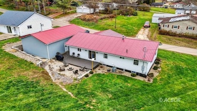 501 North, McArthur, OH 45651 - photo 2