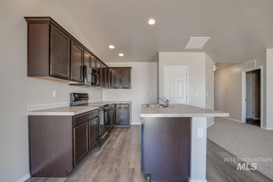 7013 S Birch Creek Ave, Meridian, ID 83642 - photo 5