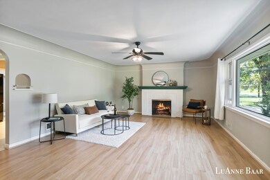 Spacious Living Room!