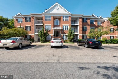 2408 Forest Edge Ct unit 304D, Odenton, MD 21113 - photo 7