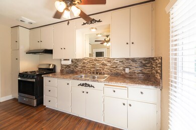 1106 A St, Redding, CA 96002 - photo 6