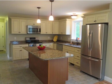 44 Picard Ln, Dover, NH 03820 - photo 5