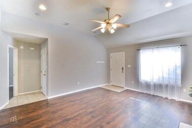 7917 Thompson Pkwy, Abilene, TX 79606 - photo 6
