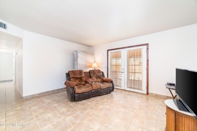 3018 W Christopher Drive - MLS Images-10