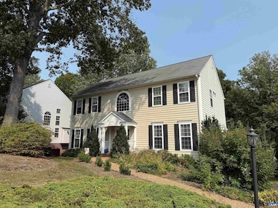 1396 Dunlora Dr, Charlottesville, VA 22901 - photo 2