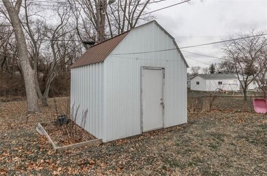 2932 S Parker Ave, Indianapolis, IN 46203 - photo 2