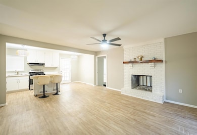 1106 Edgehill, Benton, AR 72015 - photo 5