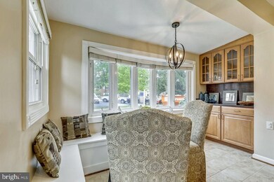 3610 Sandy Ct, Kensington, MD 20895 - photo 2