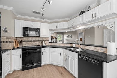 302 St Andrews St unit F-202, Rockport, TX 78382 - photo 2