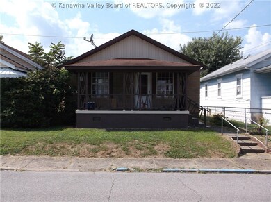 531 19th St, Dunbar, WV 25064 - photo 2