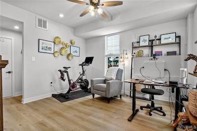 1st level entry has high ceilings, direct access f