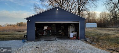 208 Park Ave, Denmark, IA 52624 - photo 7