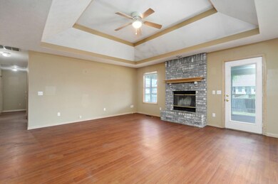 1243 W Verna Ln-7