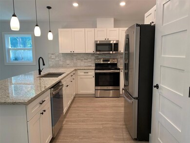 2933 Maiden Ln, Sarasota, FL 34231 - photo 6