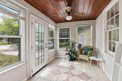 1314 Murray Dr, Jacksonville, FL 32205 - photo 7