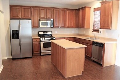 14009 Avalon Dr E, Fishers, IN 46037 - photo 2