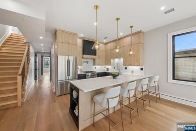 134 Hancock Ave unit 3, Jersey City, NJ 07307 - photo 3