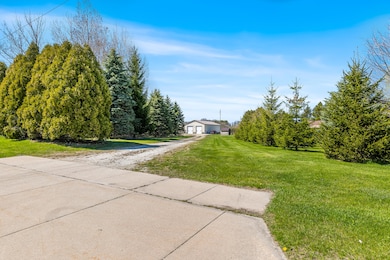 Park Steel Building Driveway