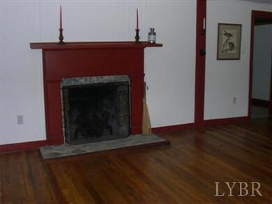 612 Wiggins Spring Rd, Vesuvius, VA 24483 - photo 4