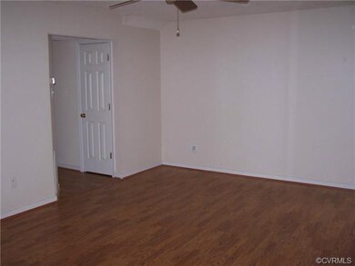 Large family room that is on the back of the townhouse