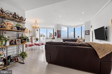 202 10 W Rittenhouse Square unit 2608, Philadelphia, PA 19103 - photo 4