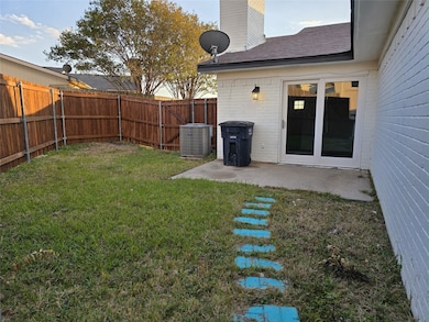 7204 Vista Cliff Dr, Fort Worth, TX 76179 - photo 3