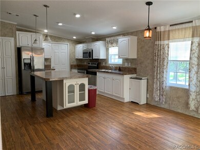 1598 E Naperville Ln, Hernando, FL 34442 - photo 2