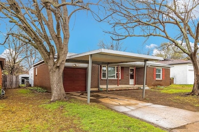 859 Ala Dr, Fort Worth, TX 76108 - photo 2