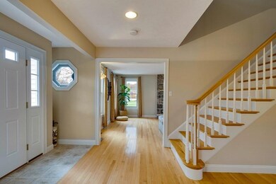 9 Waterbury Ln, North Easton, MA 02356 - photo 3