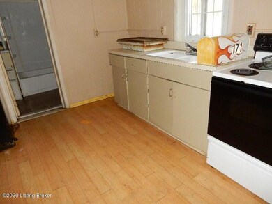 725 Church St, Lebanon Junction, KY 40150 - photo 7