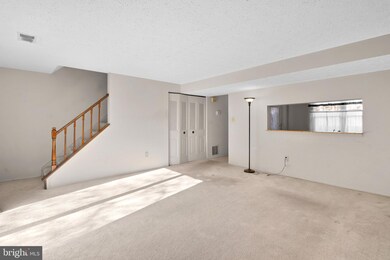 11800 Ashbrook Ct, Germantown, MD 20876 - photo 6