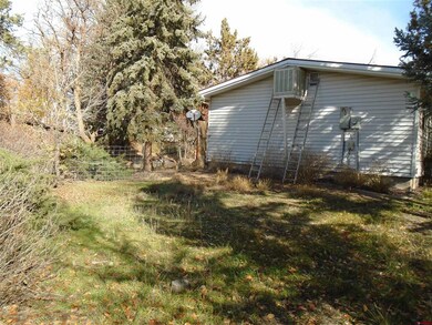 690 SW 8th Ave, Cedaredge, CO 81413 - photo 2