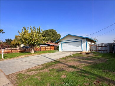 715 Crane St, Bakersfield, CA 93306 - photo 2