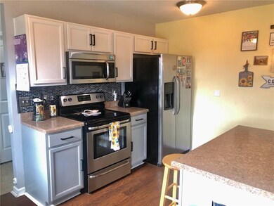 1399 Fiesta Dr, Franklin, IN 46131 - photo 5