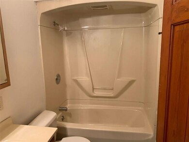 3215 S Southwest Dr, Muncie, IN 47302 - photo 6