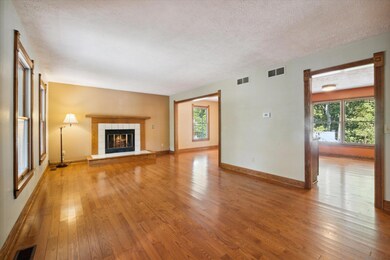 08-1790-Triangle-Lake-Rd-Howell-MI-48843