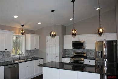 2233 Coventry Ln, North Mankato, MN 56003 - photo 7