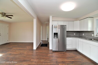 8002 Sherry Lynn Ct, Louisville, KY 40228 - photo 7