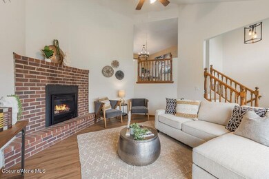 8700 N Maple Living Room