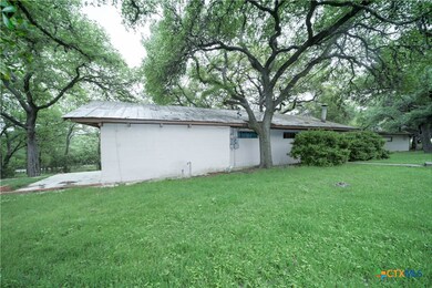 775 S Loop St, San Marcos, TX 78666 - photo 3