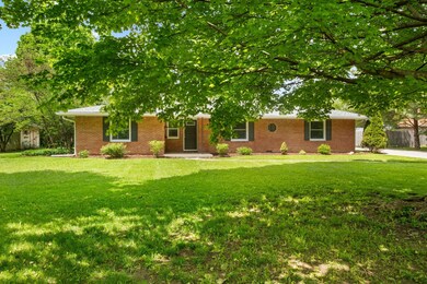 416 Stuart Cir, Anderson, IN 46012 - photo 4