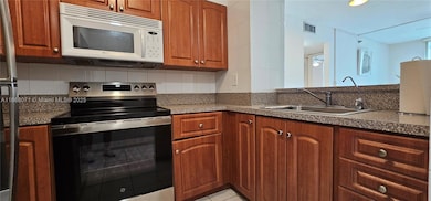 501 SW 1st St unit 507, Miami, FL 33130 - photo 7