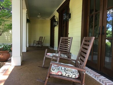 1154 E Wellsgate Dr, Oxford, MS 38655 - photo 2