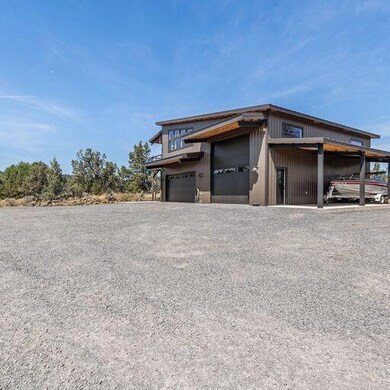 21425 Gift Rd, Bend, OR 97703 - photo 2